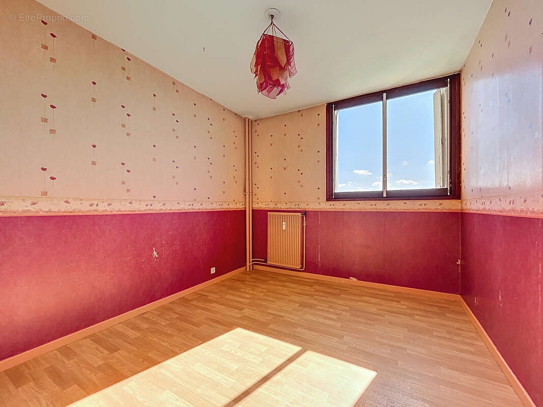 Appartement à CHENOVE