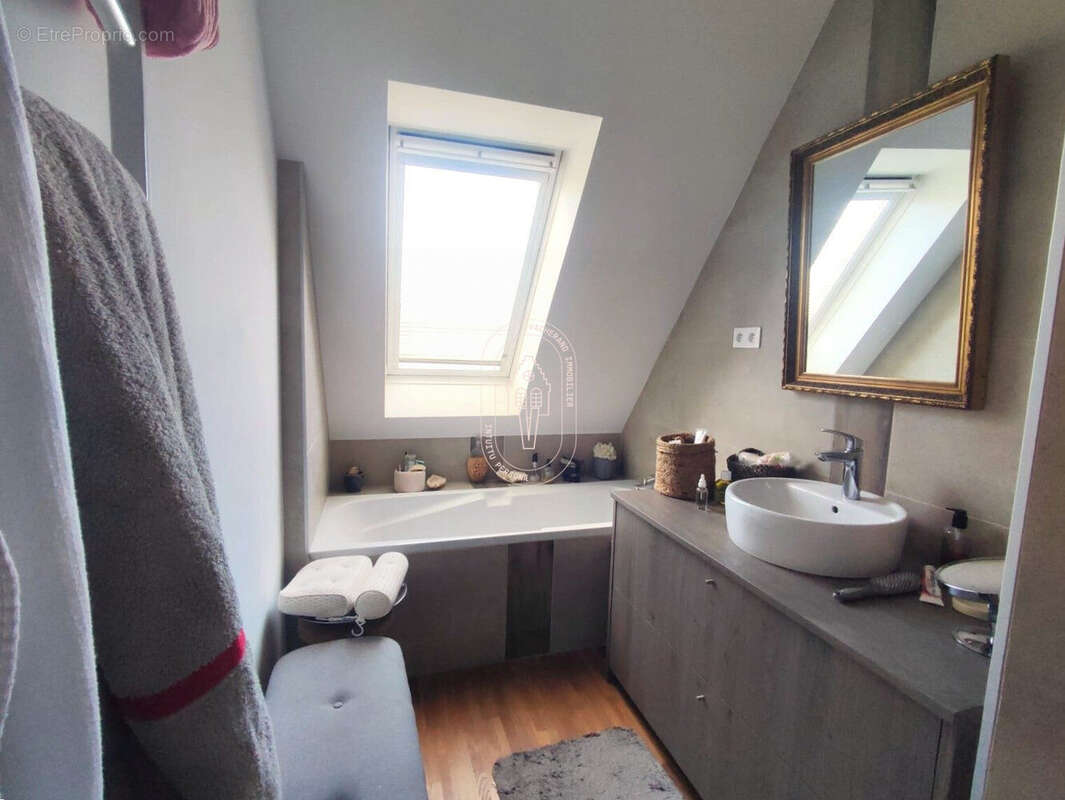 Maison à PREMESQUES