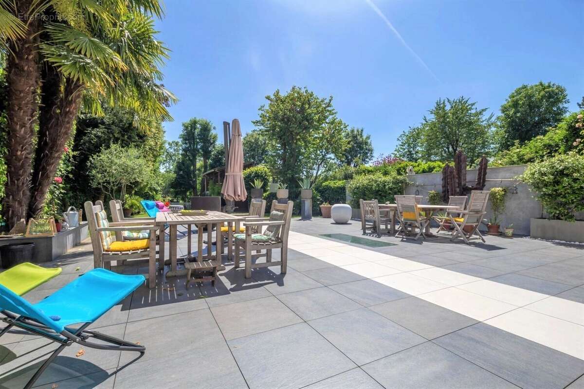 Maison à NOGENT-SUR-MARNE