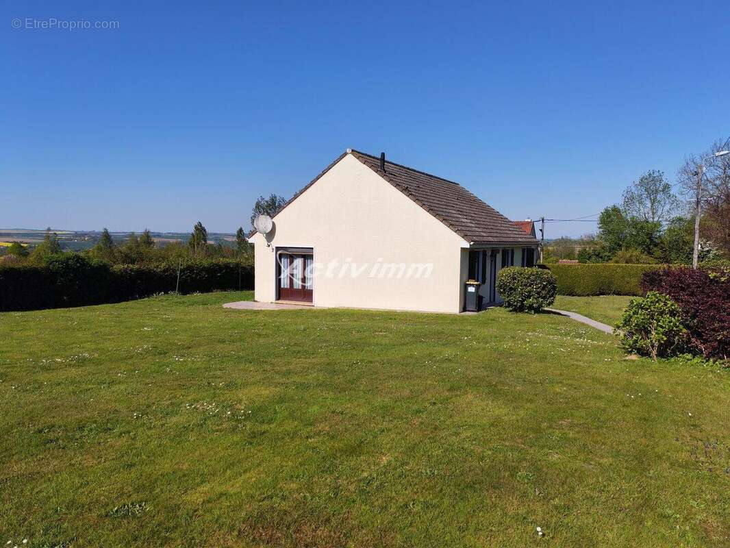 4295 23 - Maison à LE PARCQ