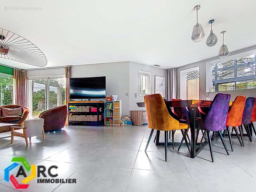 Maison 155 m² à Sandillon  - photo 8