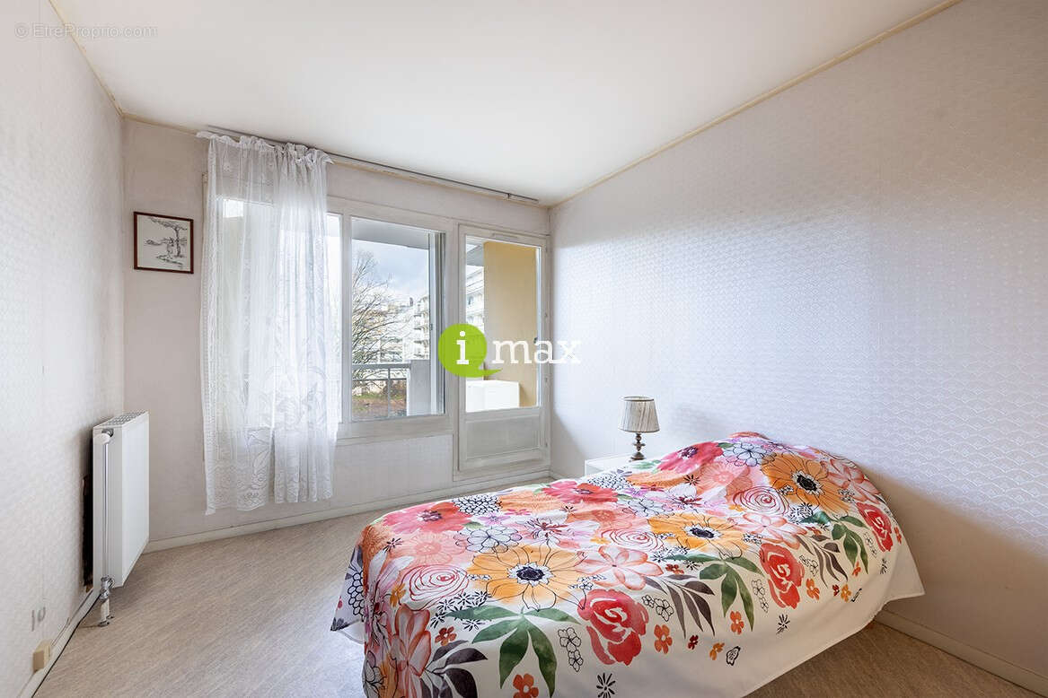 Appartement à CLICHY