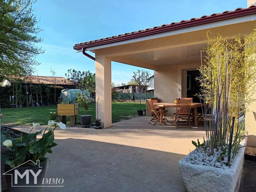 Maison à SAINT-AVIT-SAINT-NAZAIRE