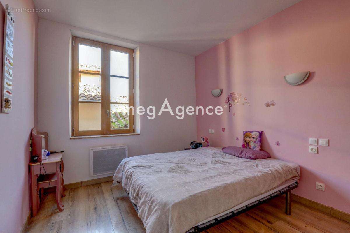 Maison à LESCURE-D'ALBIGEOIS