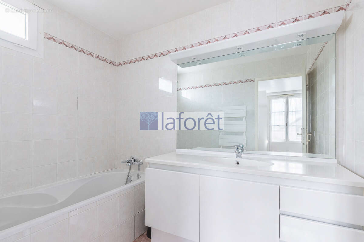 Maison à LONGJUMEAU