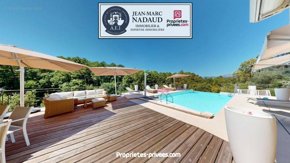 Maison à MONTAUROUX