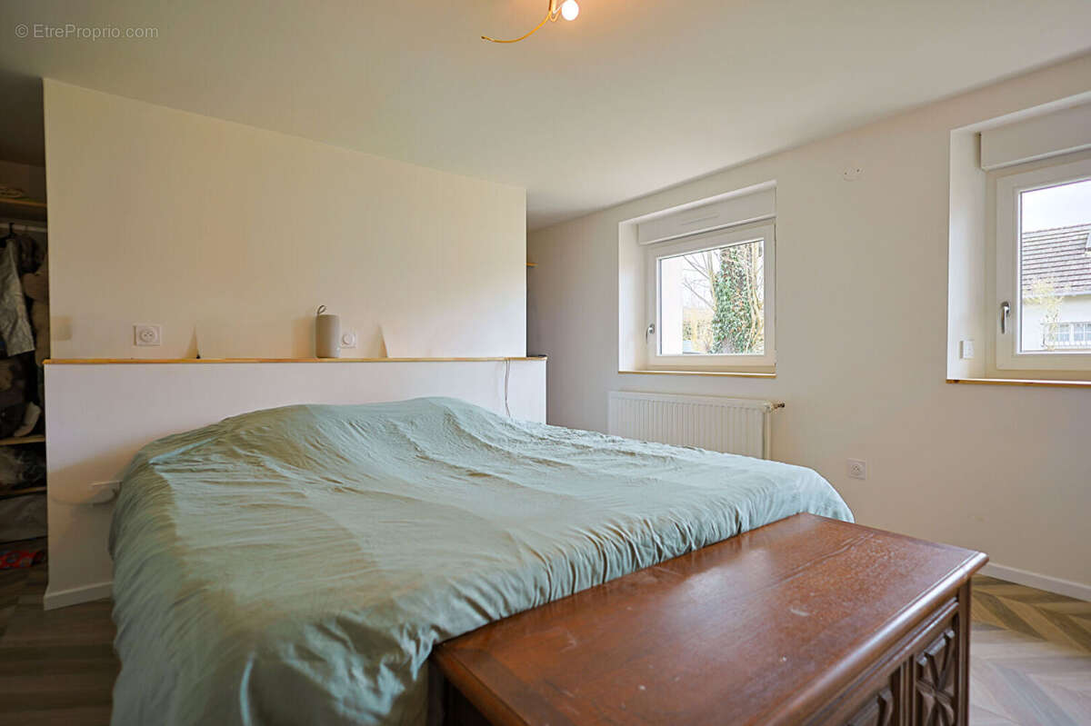 Maison individuelle rénovée, volumes généreux et cadre paisible à LELLING - photo 12