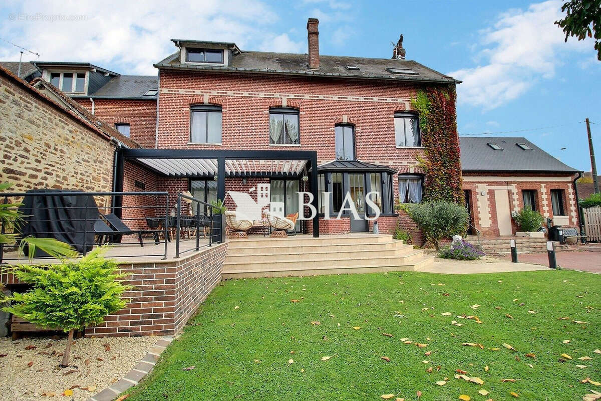 Maison à FORGES-LES-EAUX