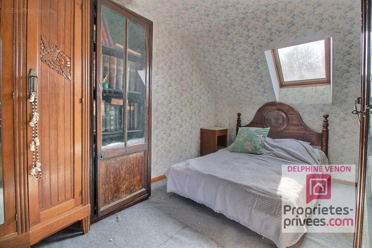 Maison à SAINT-MARTIN-D'ABBAT