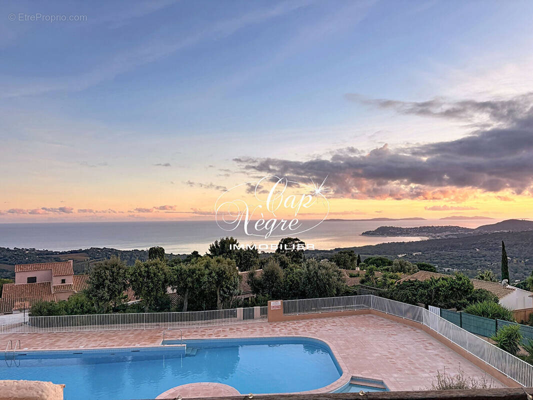 Appartement à LA CROIX-VALMER