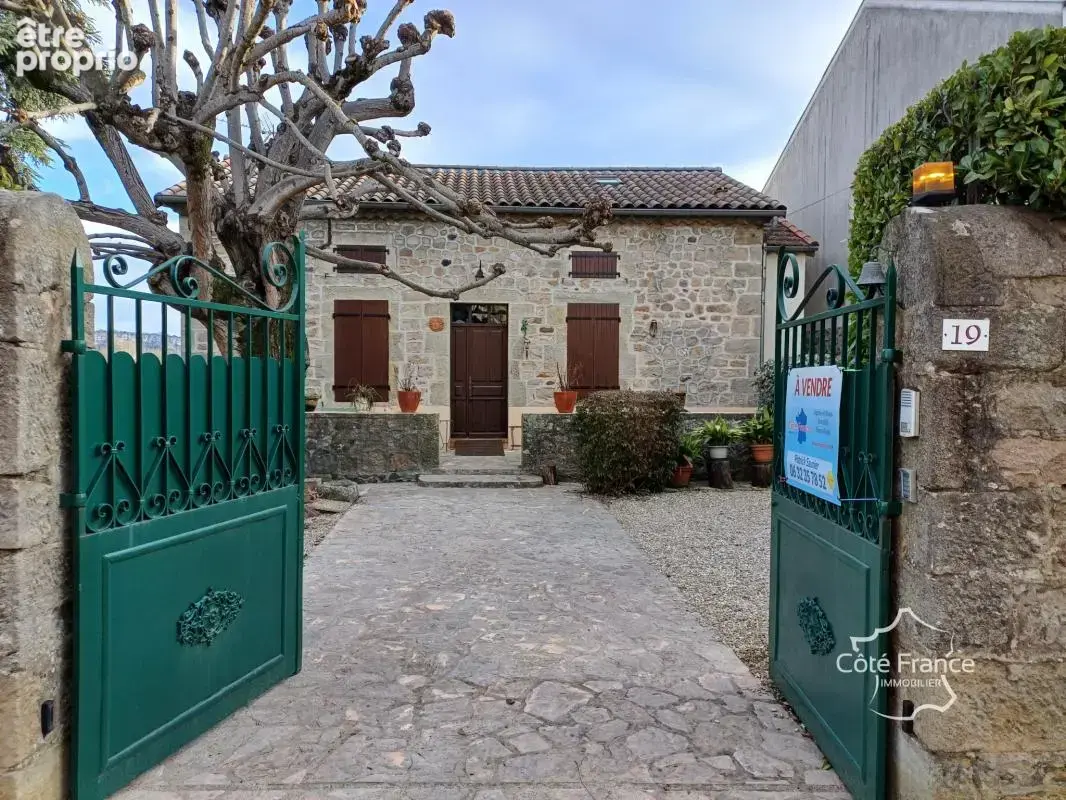 Maison de village rénovée avec dépendances et terrain attena - photo 2