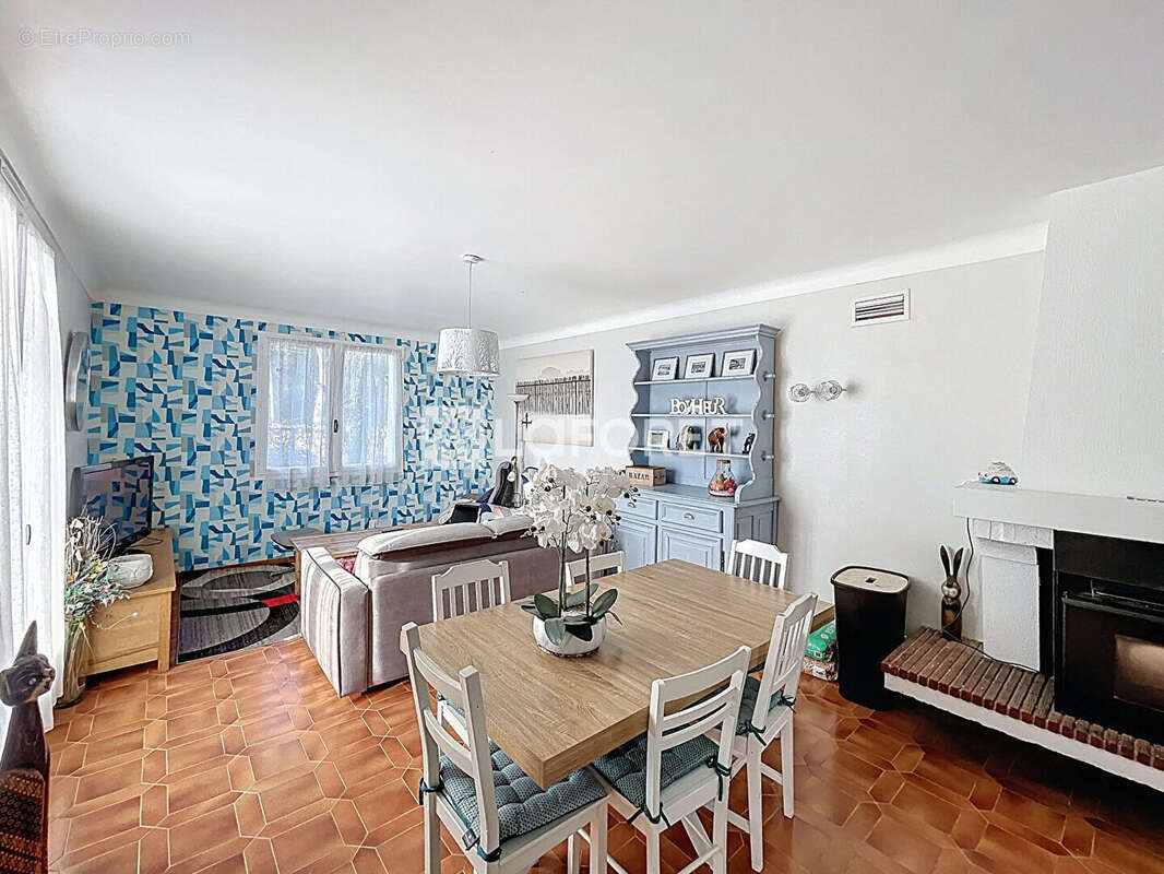 Maison à CASTELSARRASIN