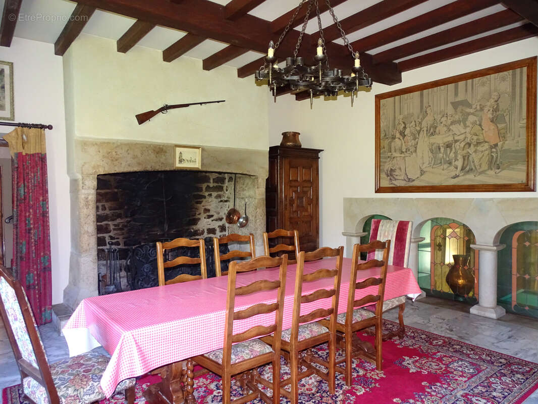 Maison à SAINT-CERE