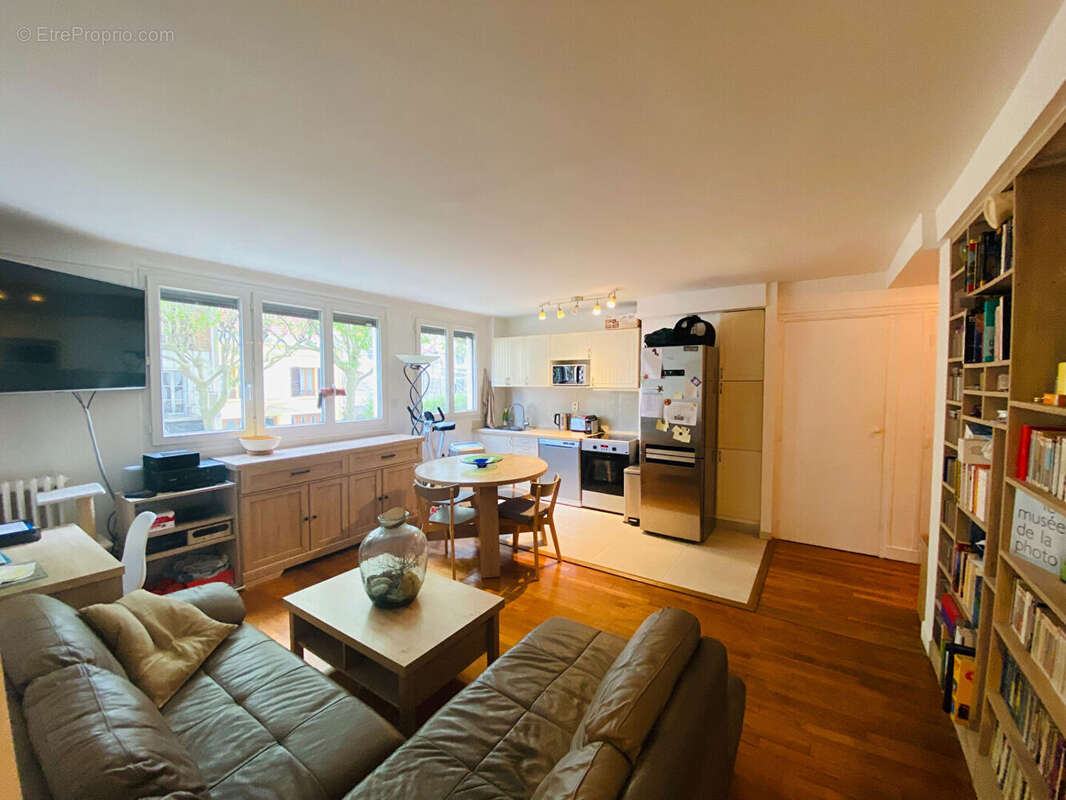 Appartement à LE PERREUX-SUR-MARNE