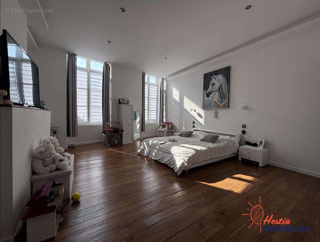 Maison à SAINTE-MENEHOULD