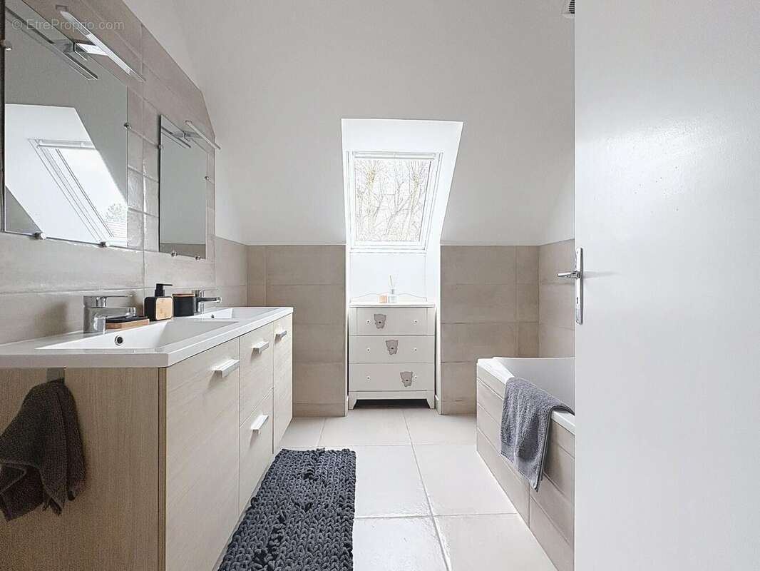 Photo 9 - Maison à GOUVIEUX