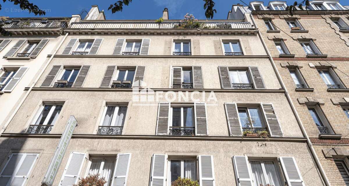 Appartement à PARIS-18E
