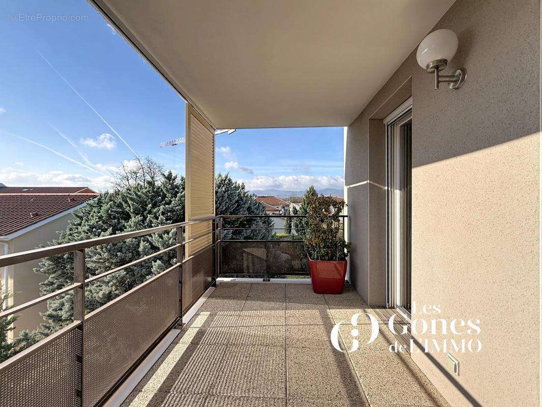 Appartement à CRAPONNE