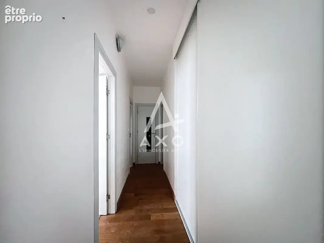 À Vendre - Appartement 4 Pièces au cur de Beauvais - photo 6