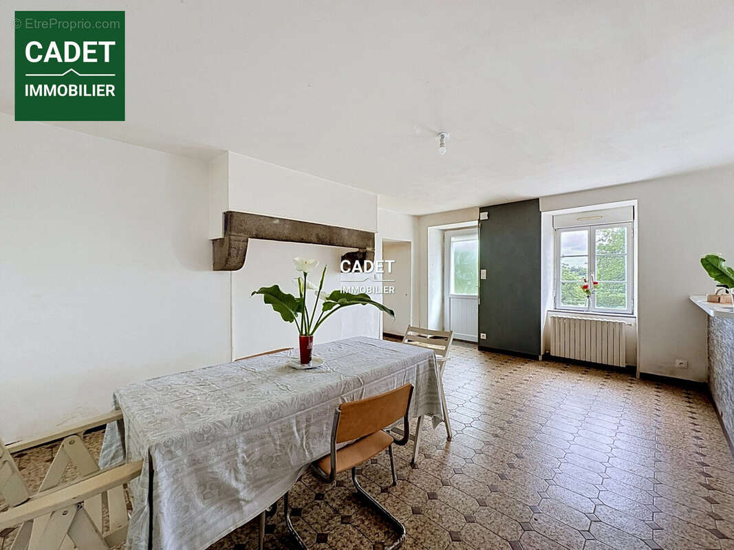 Maison 126 m² à La Haye-Pesnel  - photo 3