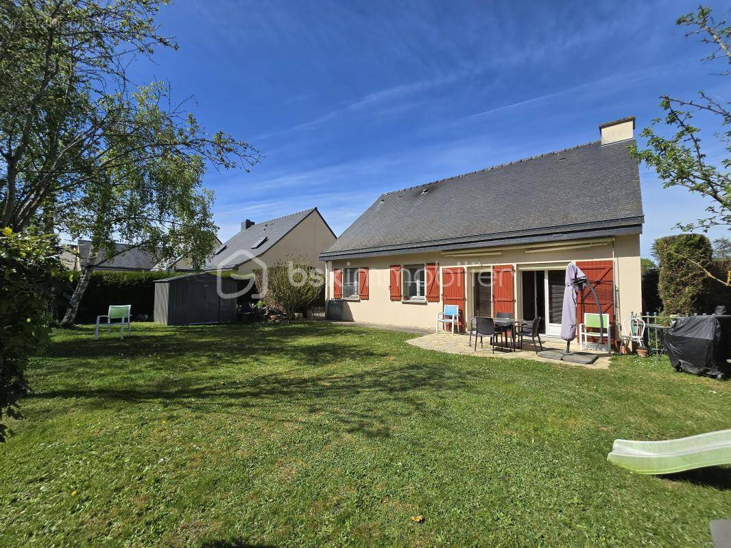 Maison à NOYAL-CHATILLON-SUR-SEICHE