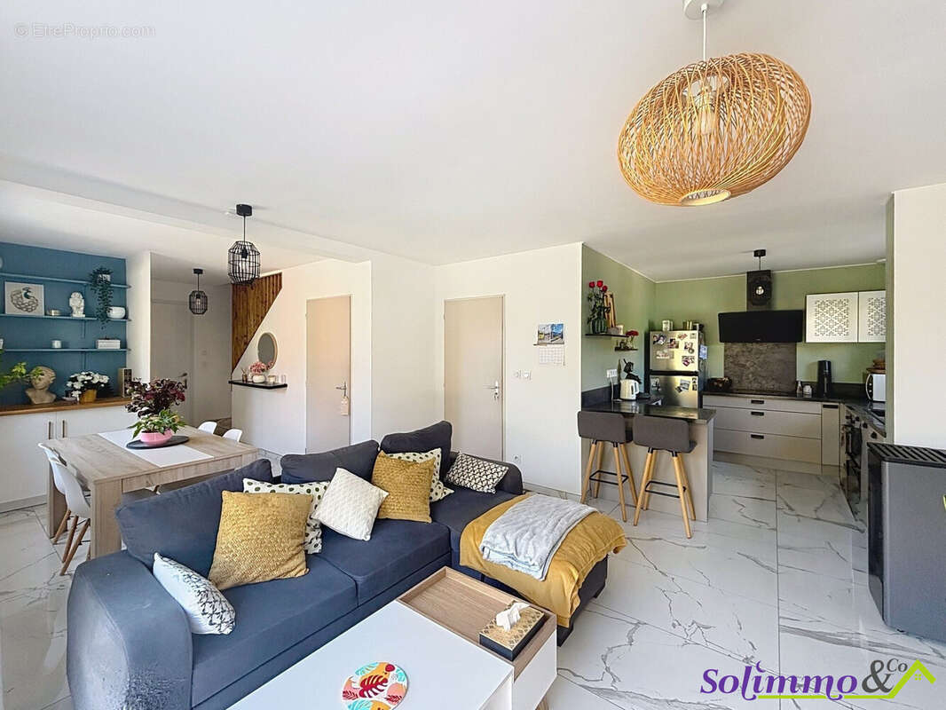 Maison à LES ABRETS