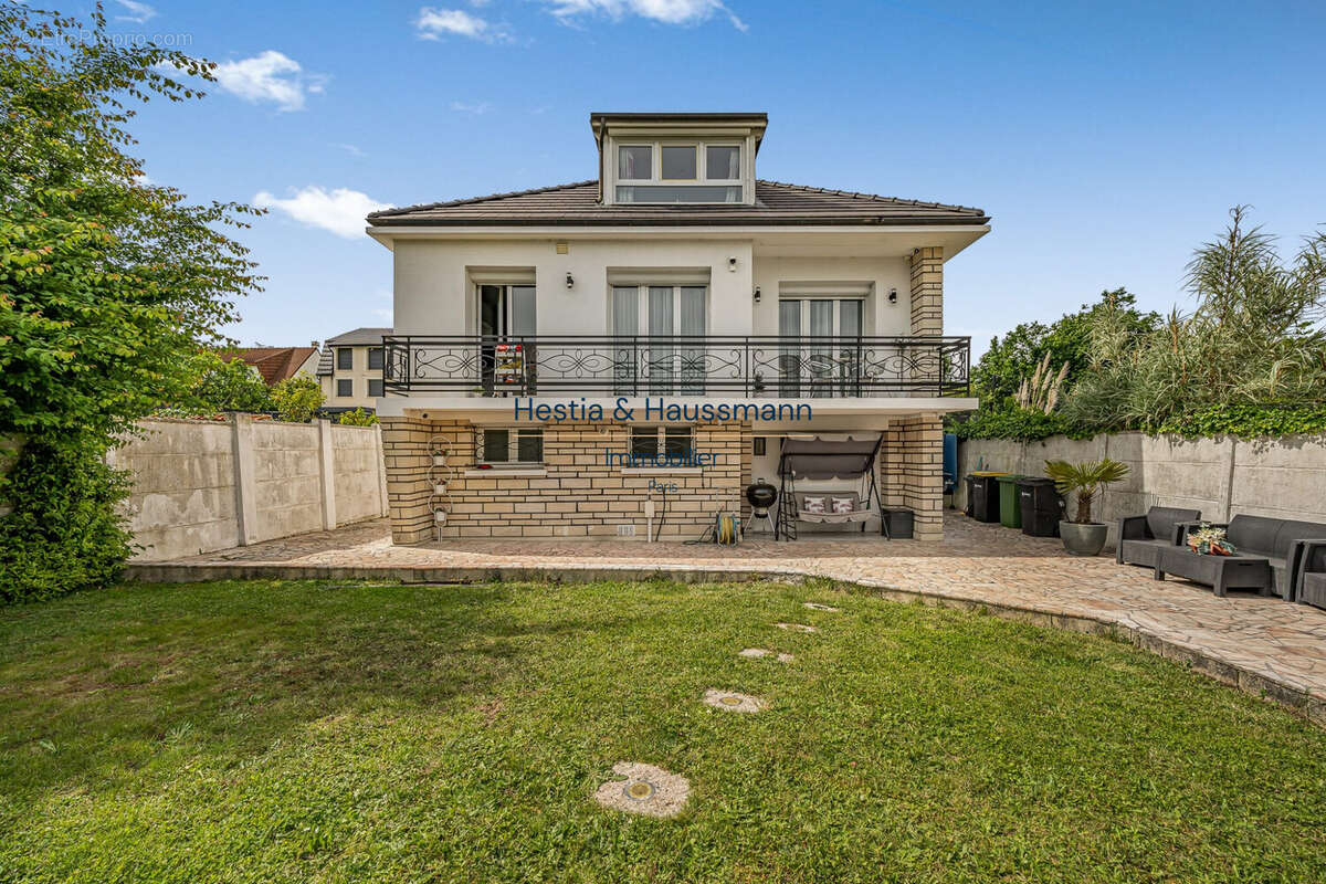 Maison à BONNEUIL-SUR-MARNE