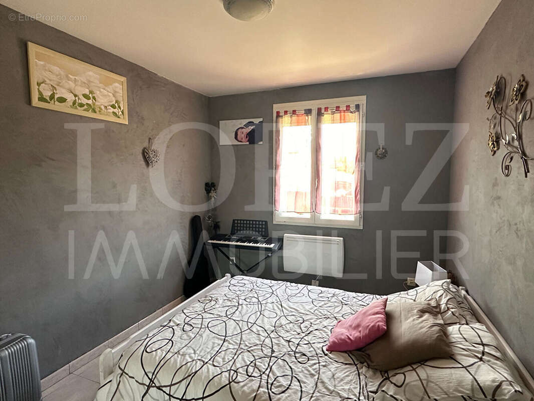 Maison à AIGUEFONDE