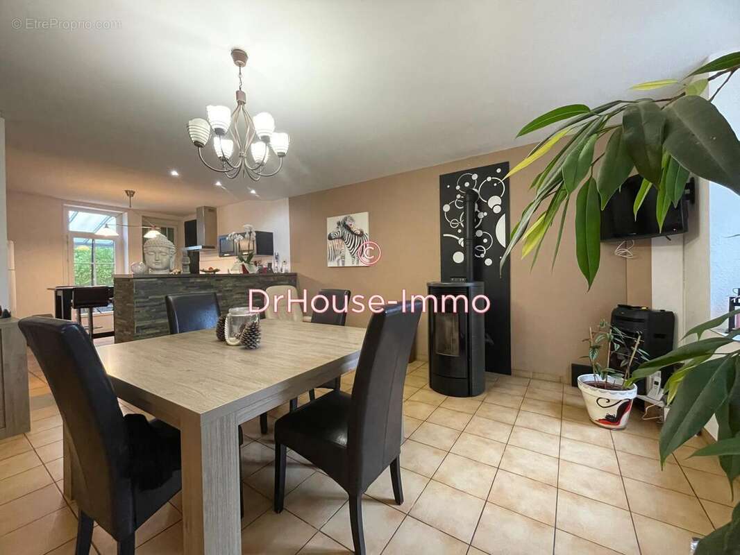 Maison à MONTCRESSON