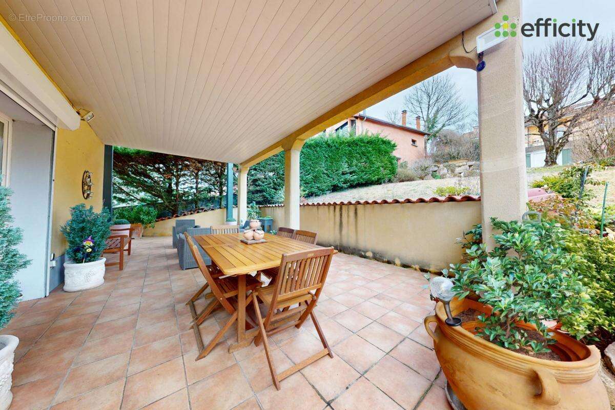 Maison à CALUIRE-ET-CUIRE