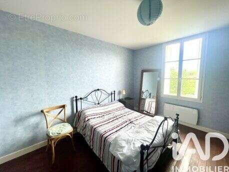 Photo 9 - Maison à SAINT-YZAN-DE-SOUDIAC