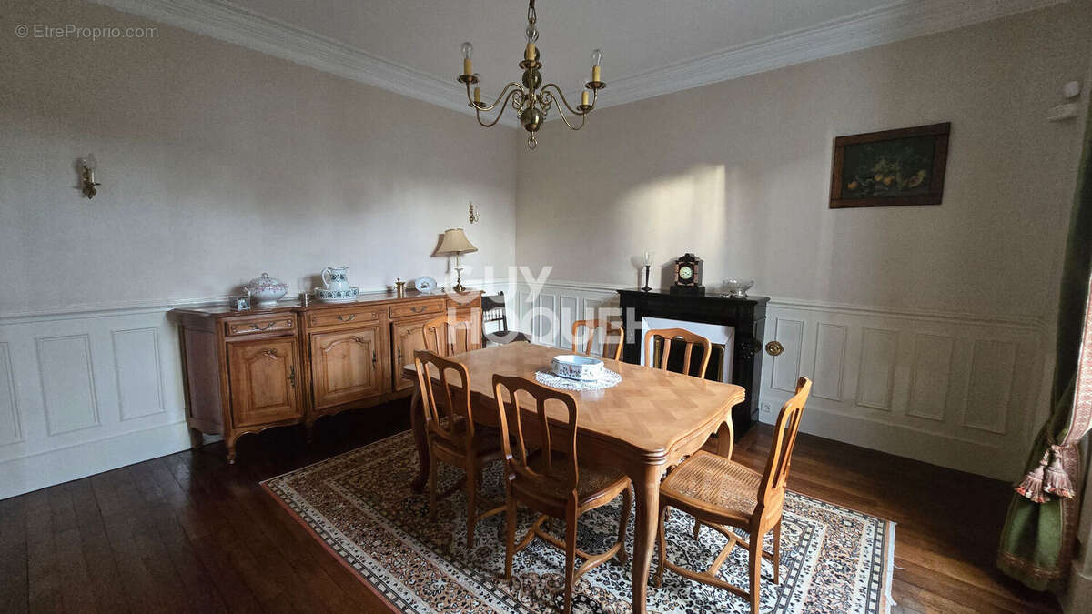 Maison à MALESHERBES