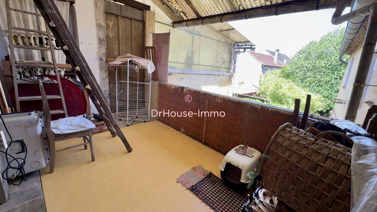 Appartement 84 m² à Puy-L'eveque  - photo 14