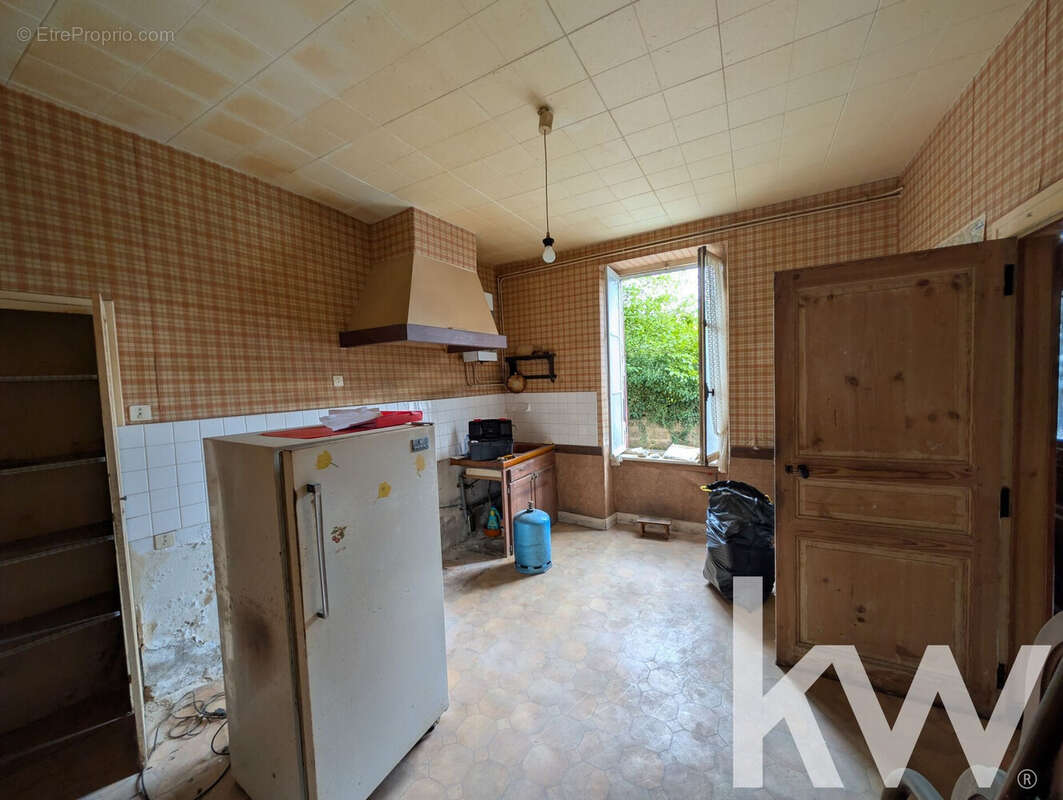 Maison 102 m² à Orsonnette  - photo 3