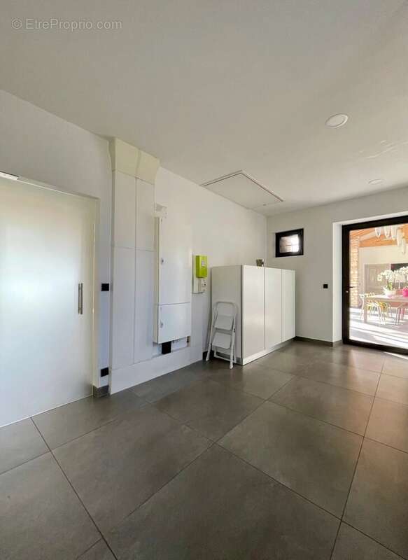 Maison à L&#039;ISLE-SUR-LA-SORGUE