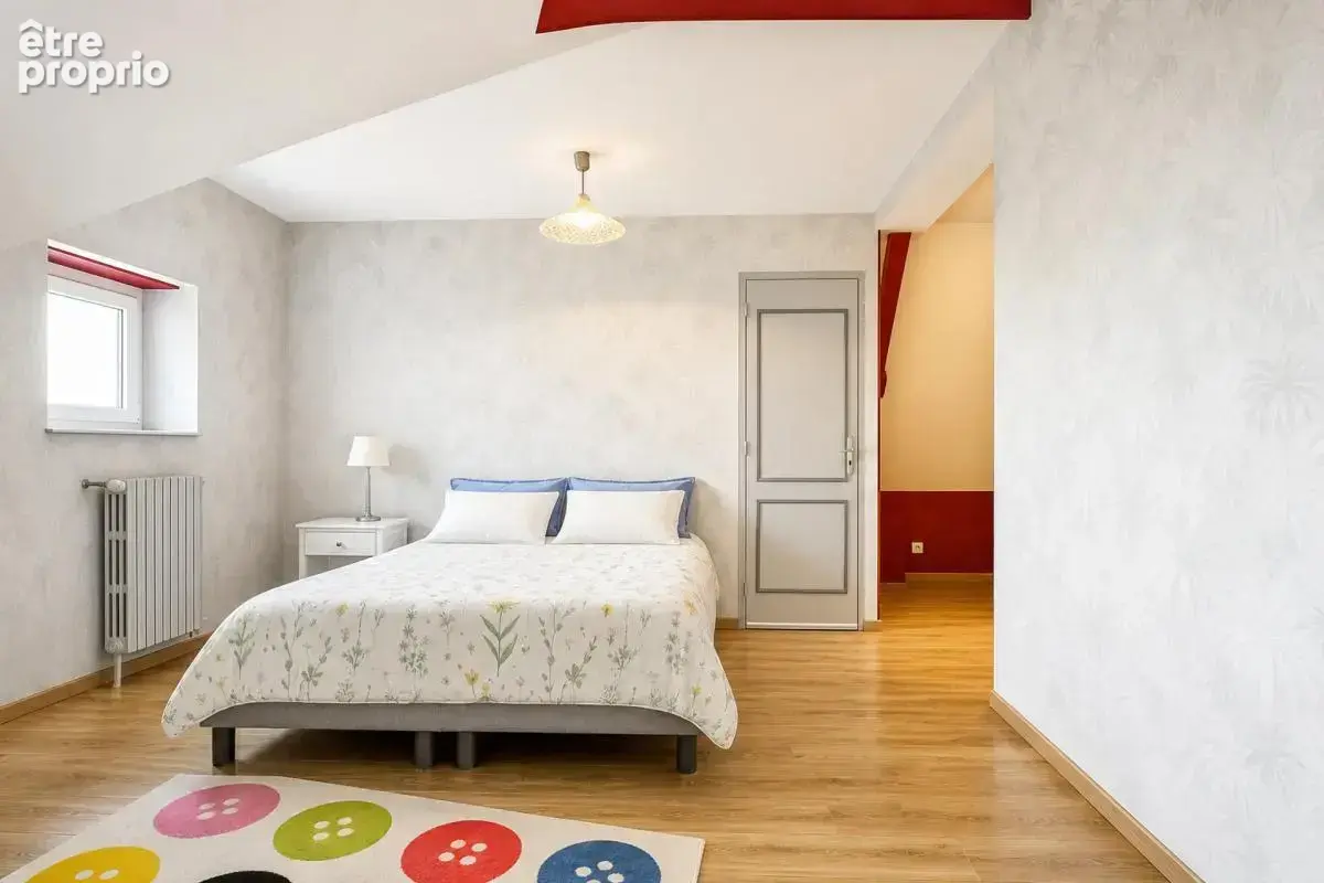 Maison rénovée 230 m² à Fyé - photo 23
