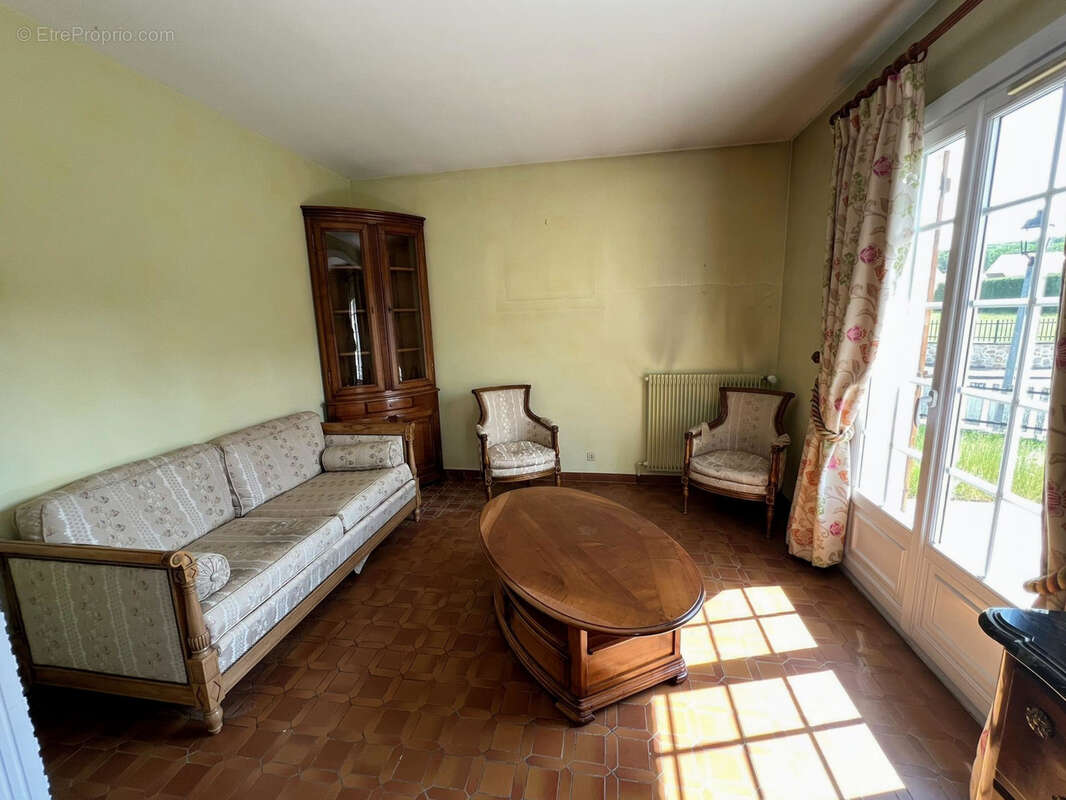 Maison à PONTHEVRARD