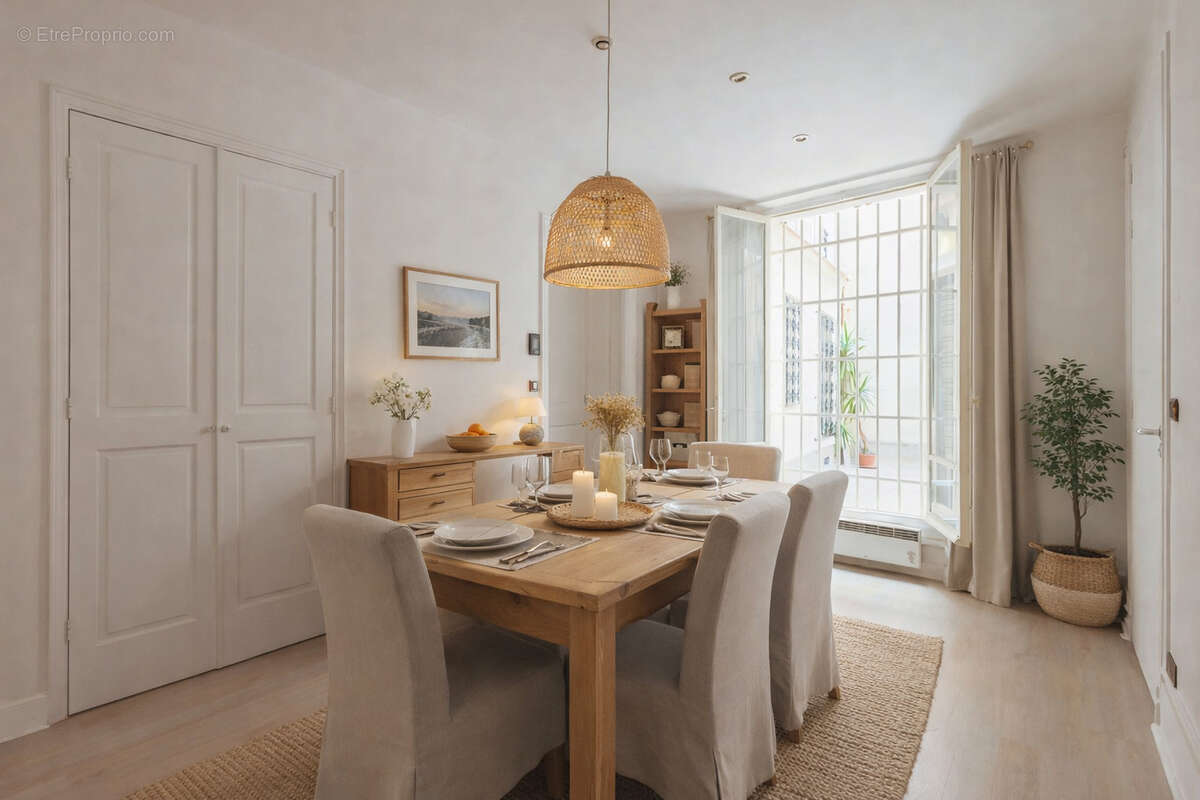 Appartement à PARIS-14E