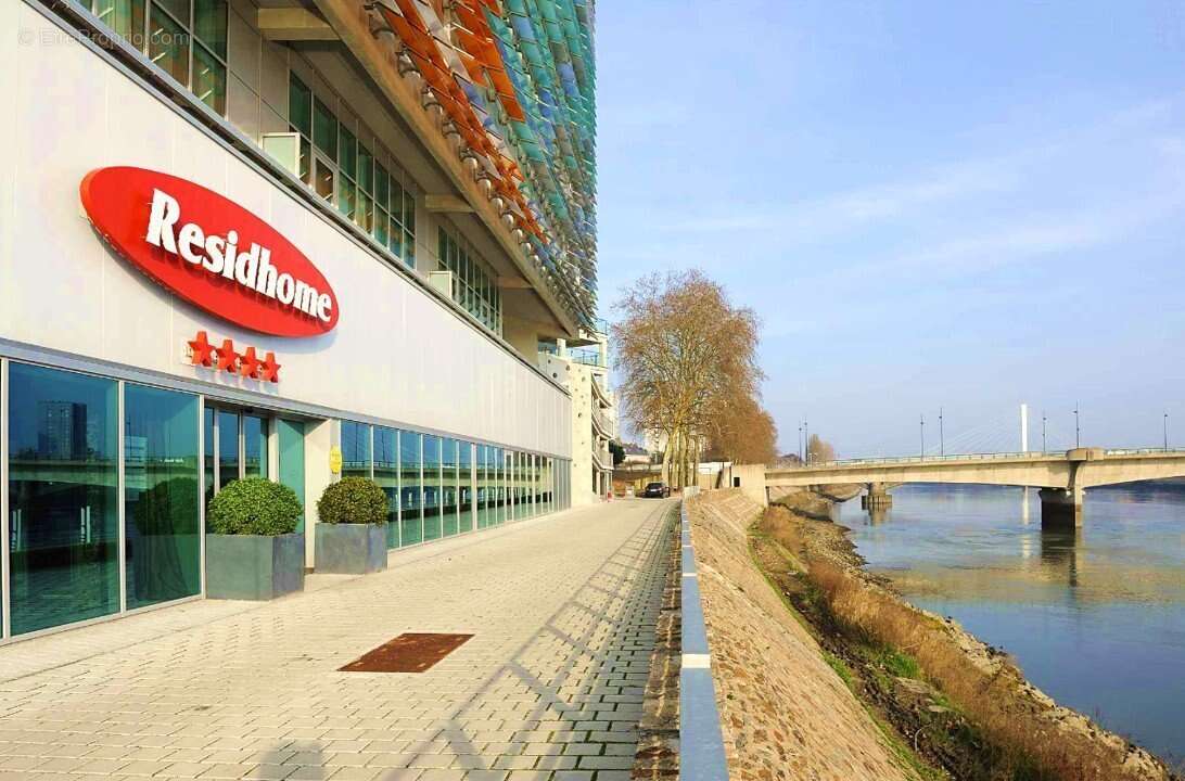 INVESTISSEMENT LOCATIF  NANTES - Résidence Residhome Berges de la Loire**** - 6,71%  de rentabilité. - photo 10