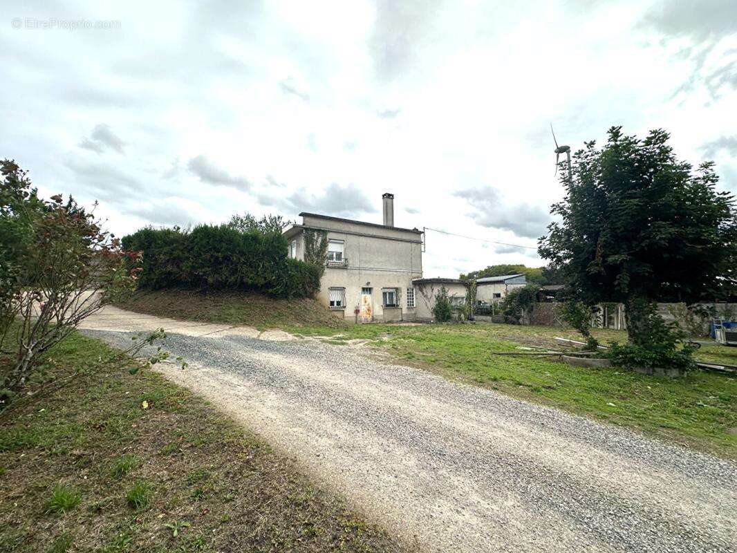 Maison à VALENCAY
