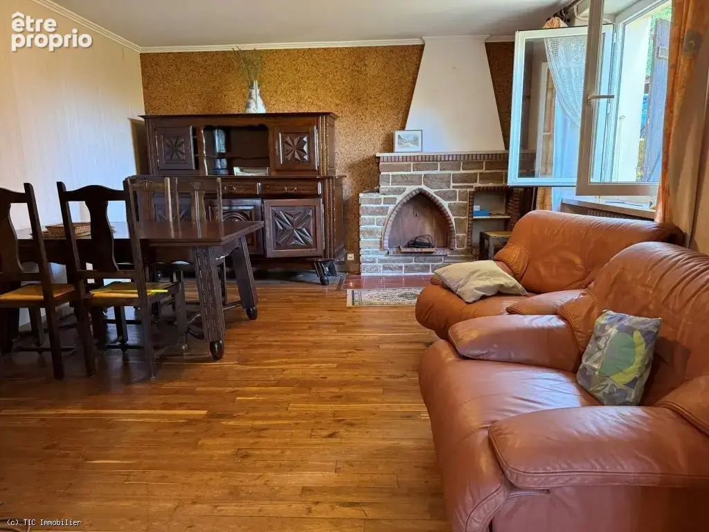 Maison Spacieuse Avec 5 Chambres et Dépendances - photo 6