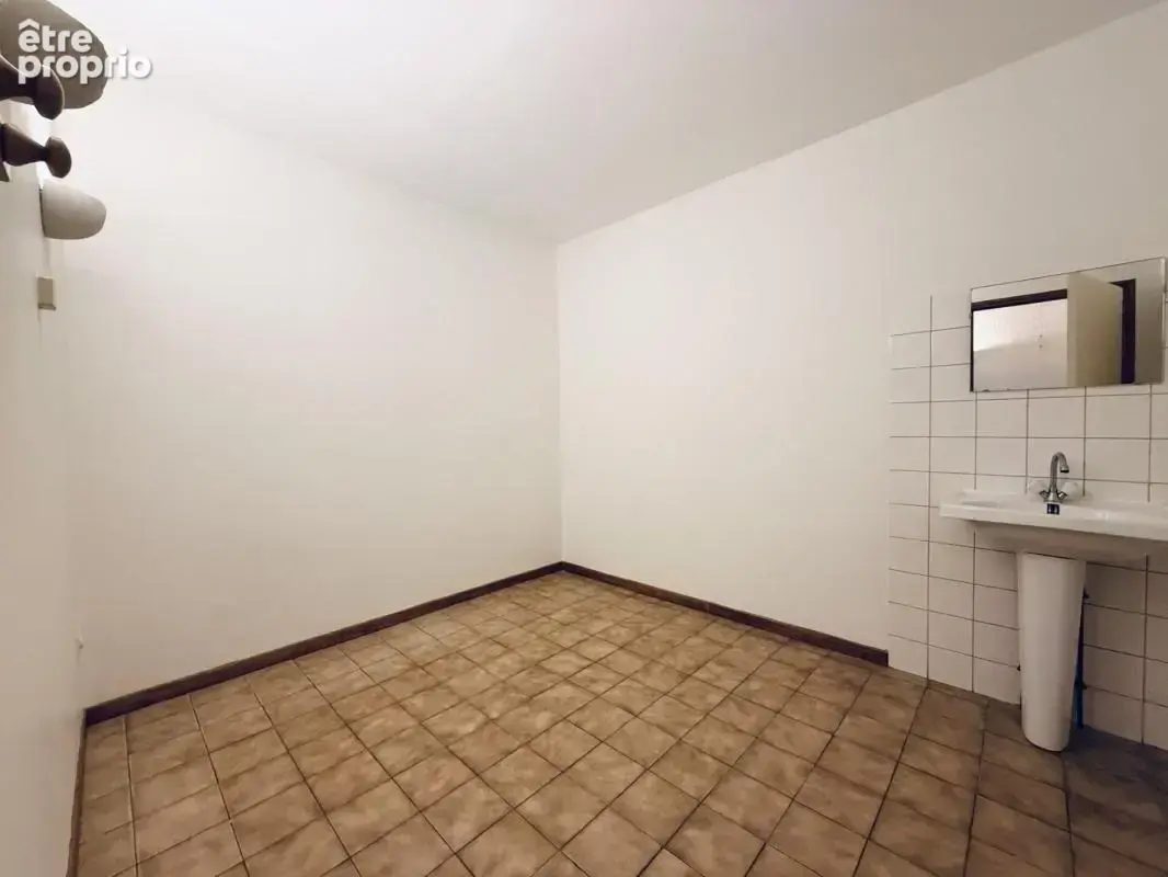 Local commercial 63 m² – Idéal professions médicales / paramédicales / bien‑être ou autres - photo 4