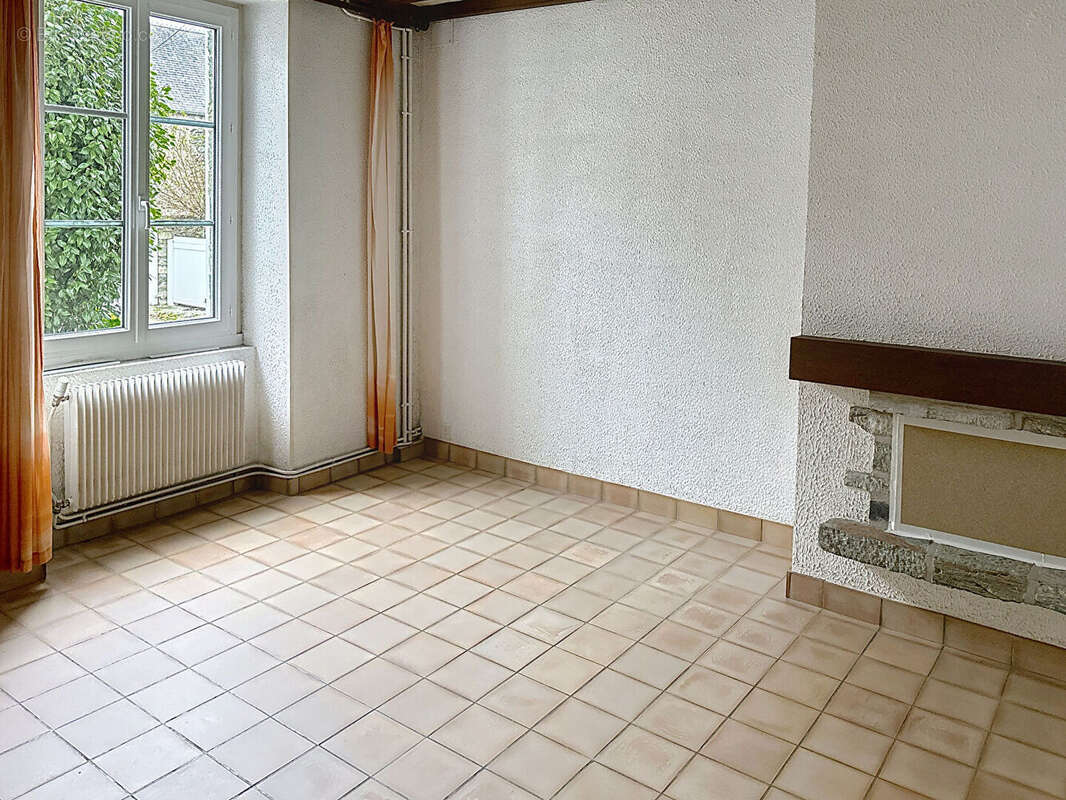 Maison à TOURLAVILLE