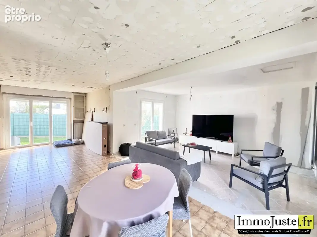 Maison 6 pièces 147 m² à vendre à Maurepas (78310) - photo 3