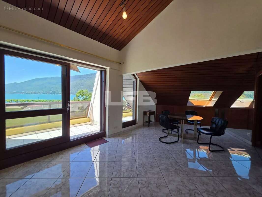 Appartement à AIX-LES-BAINS