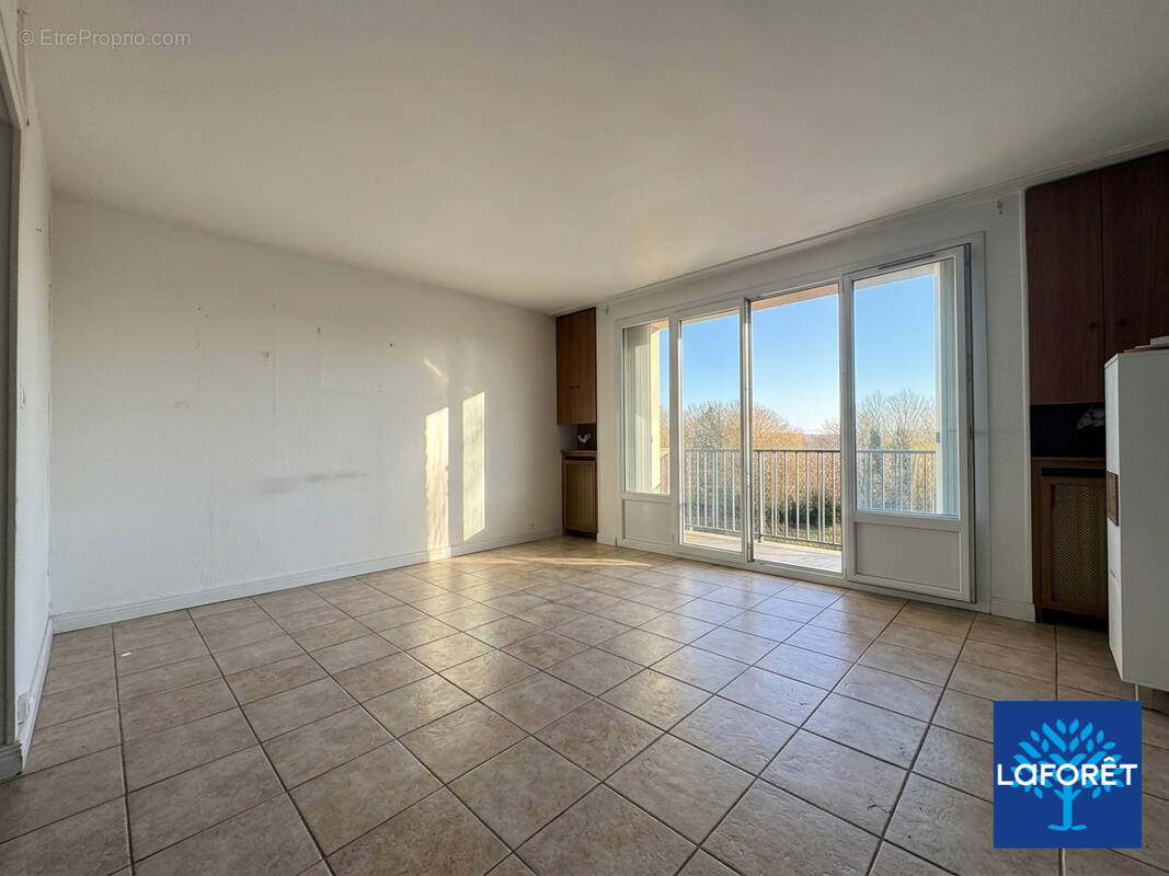 Appartement à MORANGIS