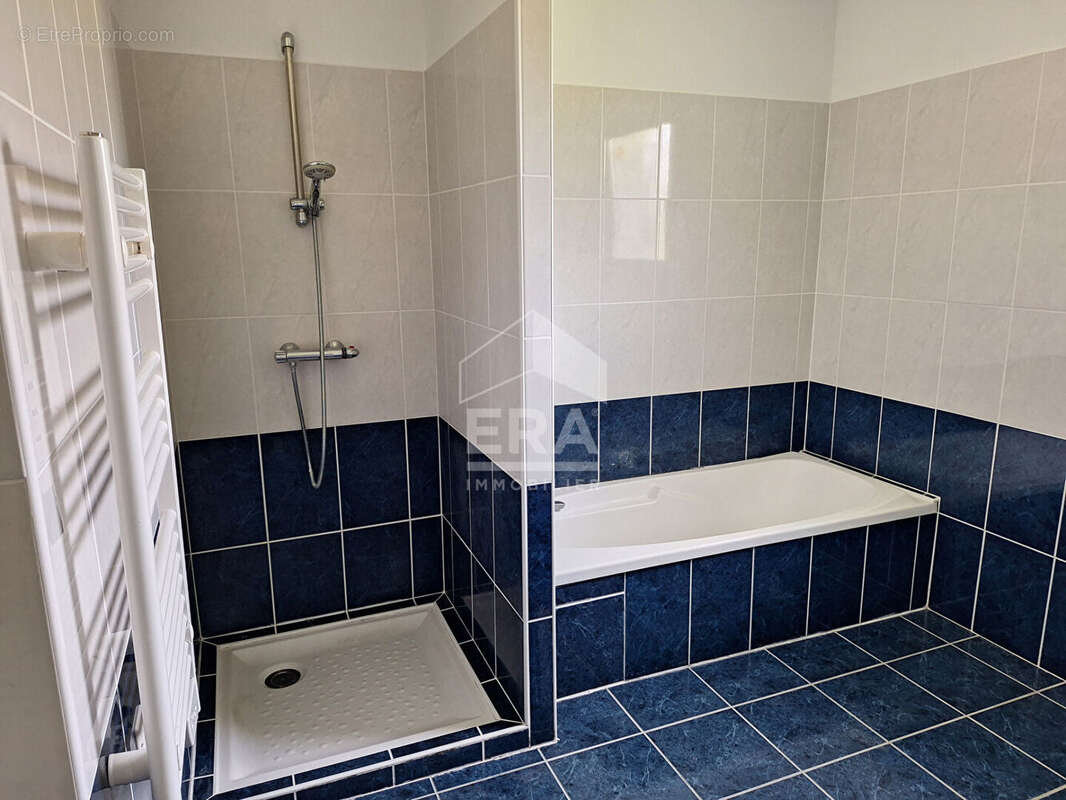 Maison à MONTPON-MENESTEROL