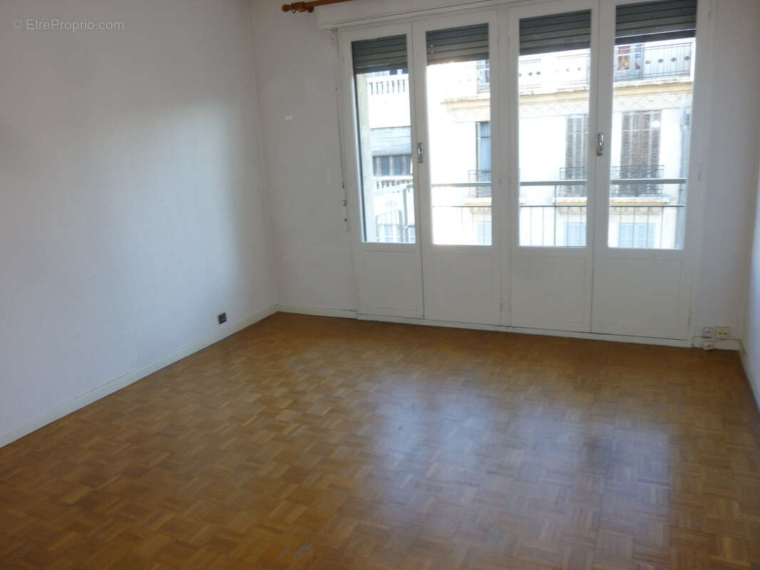 Appartement à MARSEILLE-8E
