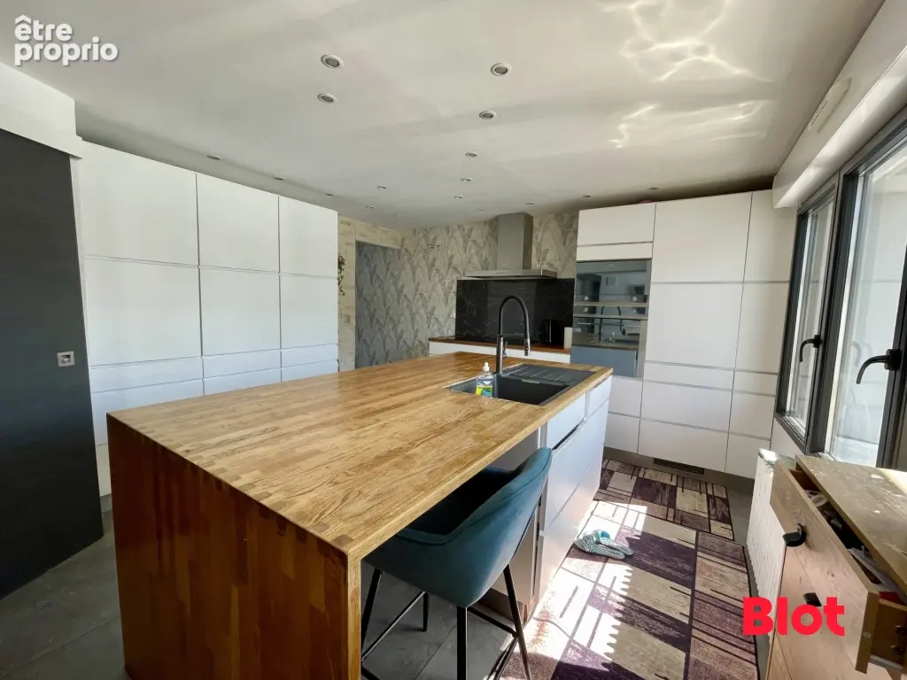 Maison 196 m² à Bouguenais  - photo 3