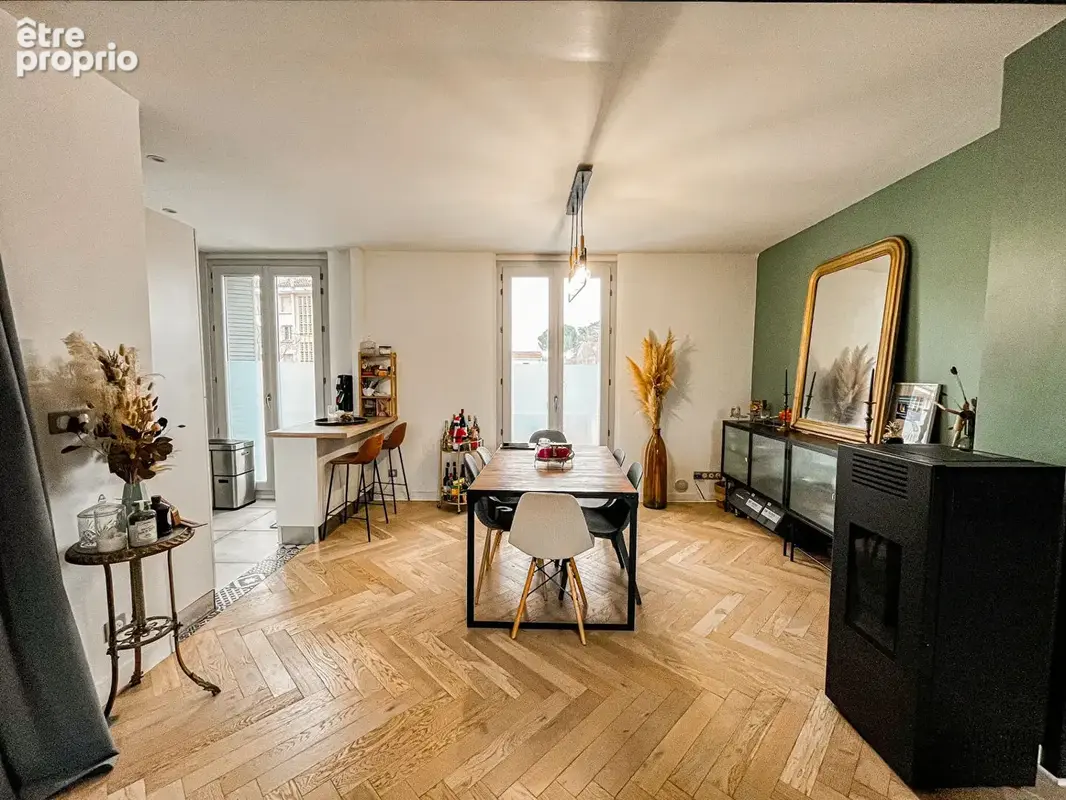 Appartement  rénové - 4 pièces 84 m2 - Quartier Saint Ruf - photo 12
